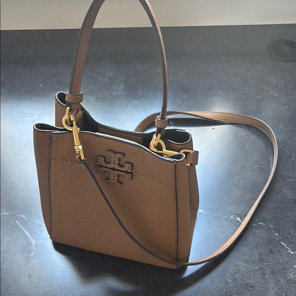 Tory Burch McGraw Bucket Bag